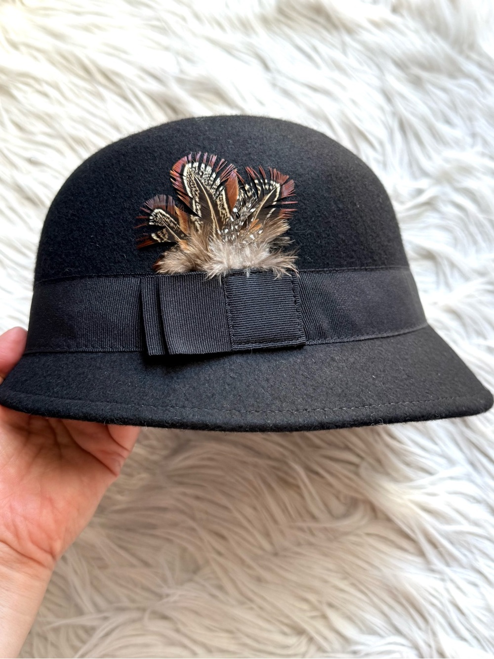 Black Wool Cloche Hat Feather Bow 1920s Peaky Blinders Halloween Costume